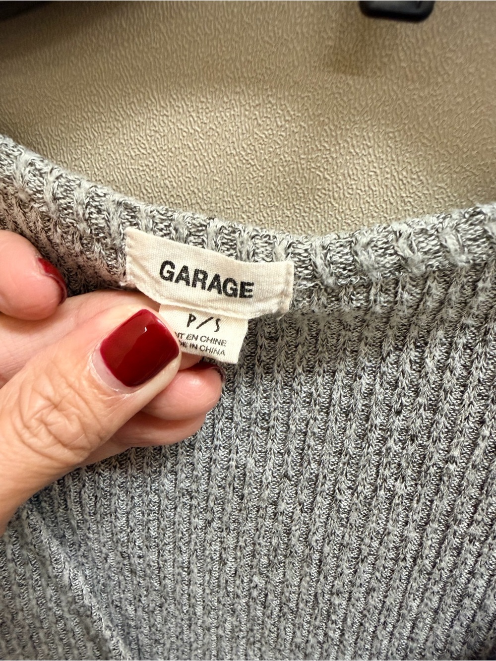 Garage Gray Ribbed Ruched Drawstring Long Sleeve Top – Size S - Picture 3 of 4